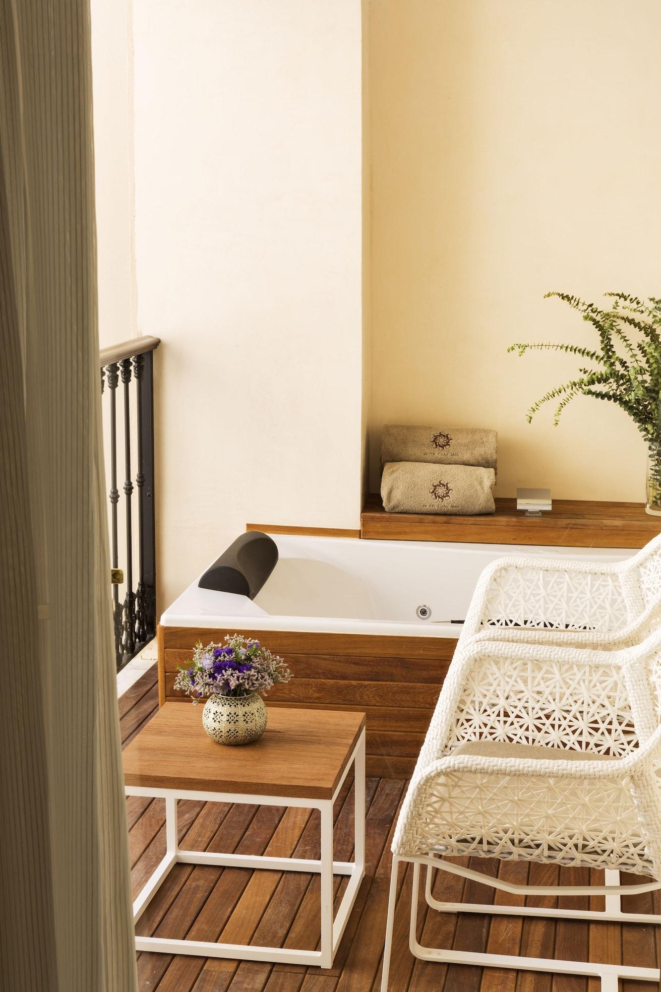 Casa 1800 Hotel 4*